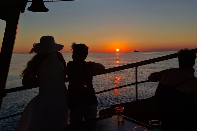 3hours all inclusive Sunset&Dolphin Tour from Medulin on Sandra - What the $54.42 price really covers