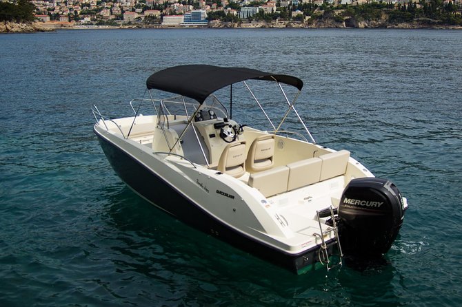 4h trip from Dubrovnik to the Elafiti islands with Quicksilver 675 boat - Lopud gives the trip a proper island stop