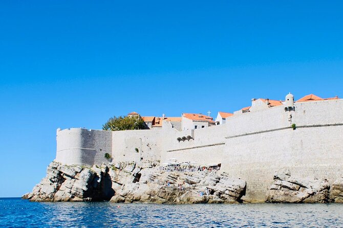50-minute Panoramic Cruise of Dubrovnik with English Audio Guide - Seeing the city walls from the Adriatic