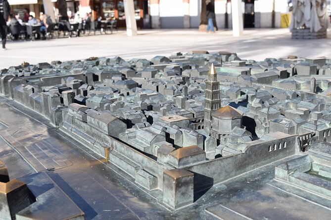 90-min Diocletian Palace Walking Tour - The 24-digit City Clock