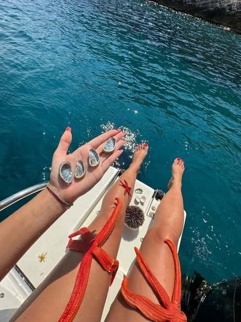 Adriatic Adventure: Blue Cave & 6 Islands Speedboat Escape - Stiniva Cove: cliffs, water, and a short swim