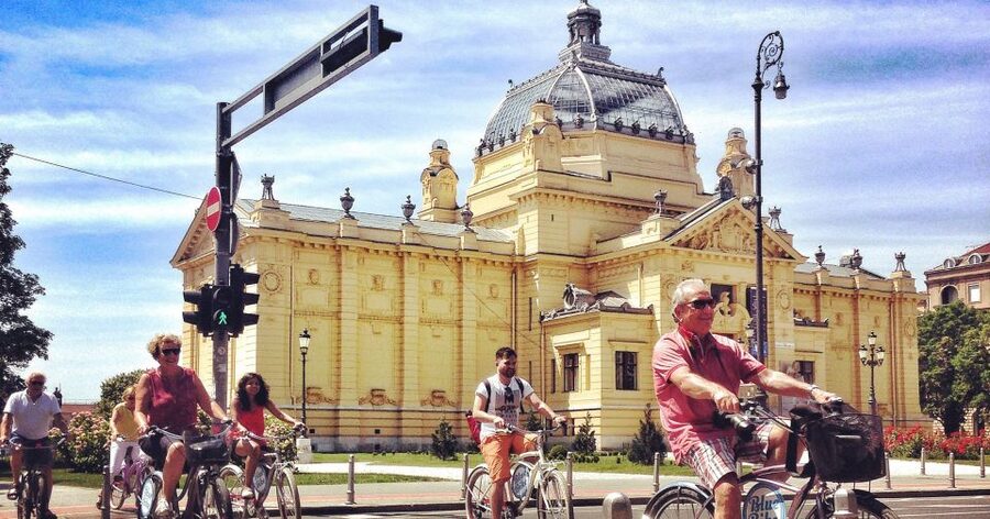 Best of Zagreb: 4-Hour Cycling Tour - Why a bicycle is a smart way to meet Zagreb