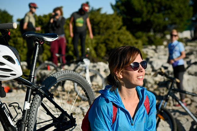 Biking Vidova - Skrip & museum of olive oil - Splitska - Postira - Timing, weather, and what to confirm