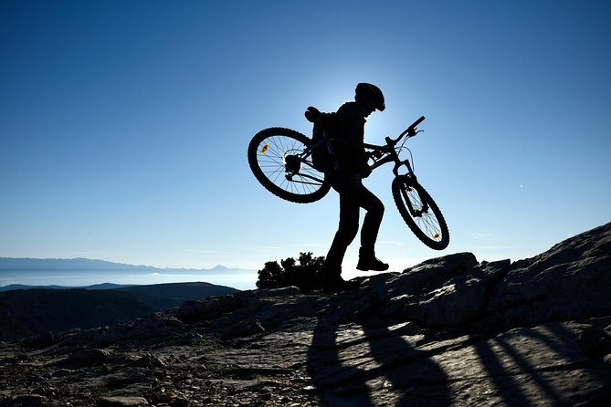 Biking Vidova - Skrip & museum of olive oil - Splitska - Postira - Nerezisca gives the route an island perspective