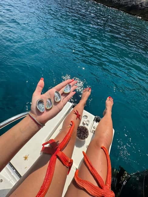 Blue Cave & 6 Island Journey from Split - The Blue Cave: beautiful, brief, and not guaranteed