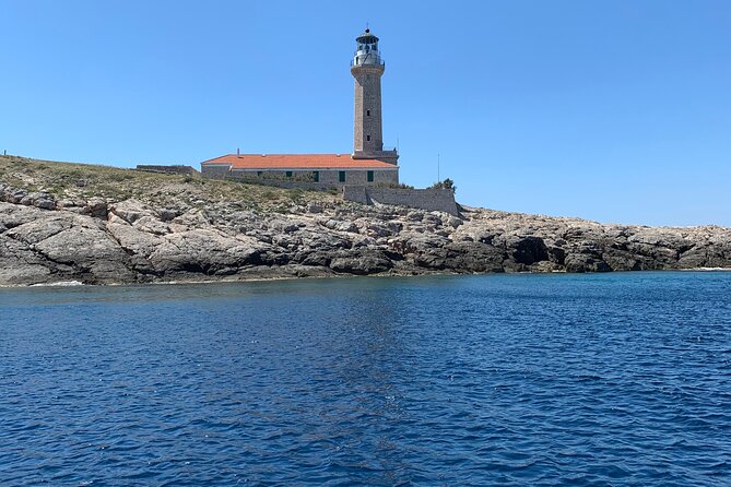 Blue Cave and Town Hvar with 5 Island Boat Tour - Stiniva Cove and the best swim of the day