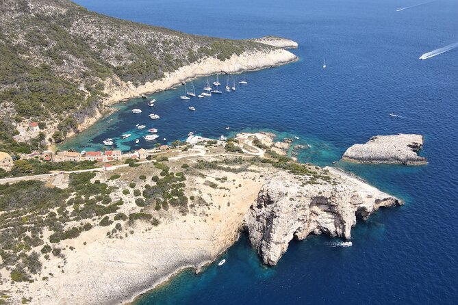 Blue Cave and Town Hvar with 5 Island Boat Tour - Hvar town in a short 90-minute visit