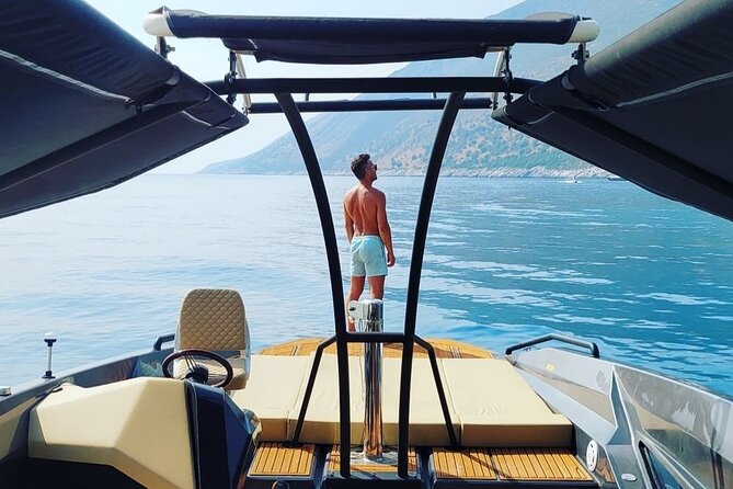 Blue cave & Hvar, 5 islands speed boat tour with unique boats from Split - Stiniva Cove from the water