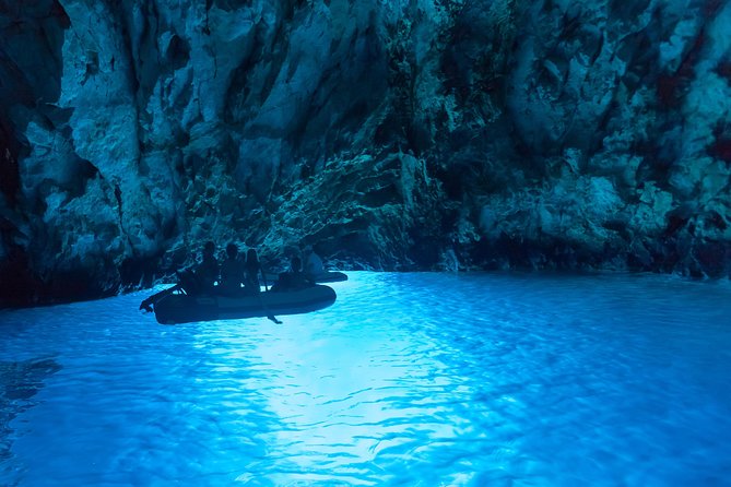 Blue cave & Hvar, 5 islands speed boat tour with unique boats from Split - Skippers, music, and the small-group feel