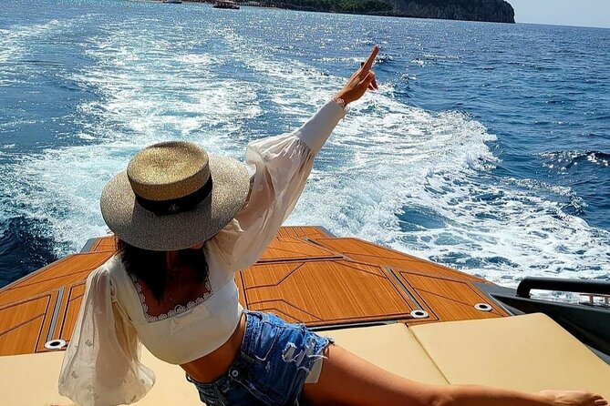 Blue Cave & Hvar, 5 Islands Speedboat with Luxury Seats in Shade - What the Shaded Speedboat Is Really Like
