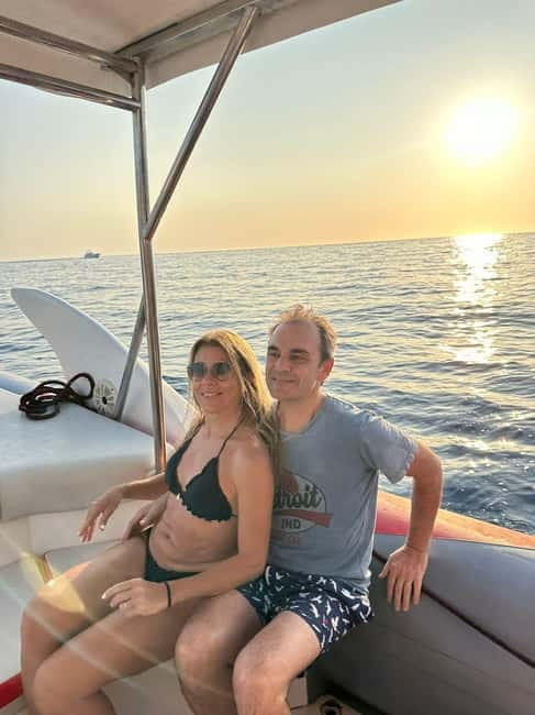Blue Cave & Island Treasures: Komiža & 5 Gems Boat Tour - What the $133 price really covers