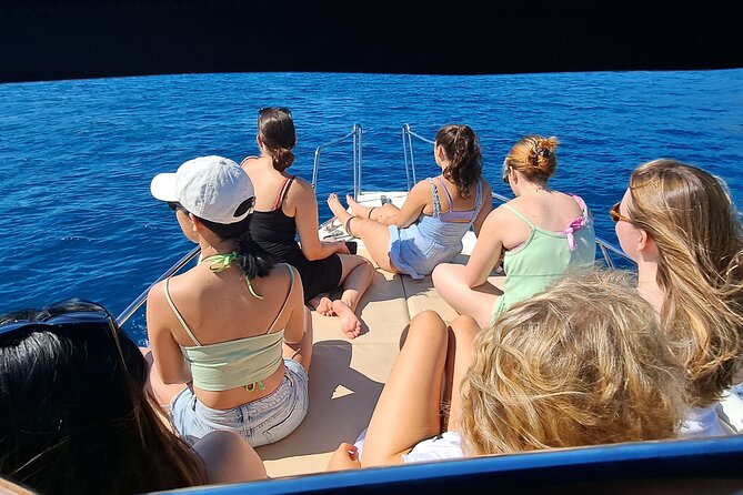 BLUE CAVE private speedboat tour with drinks - Who will enjoy this boat trip most