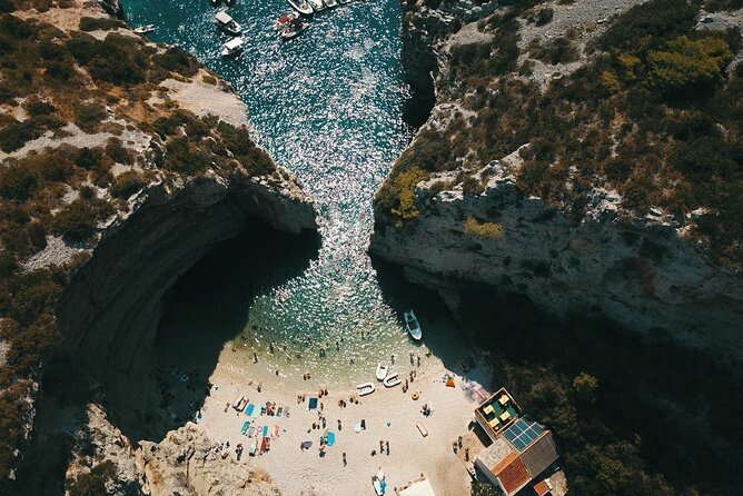 Blue Cave & Vis Island speedboat tour from Hvar - The two-hour lunch stop