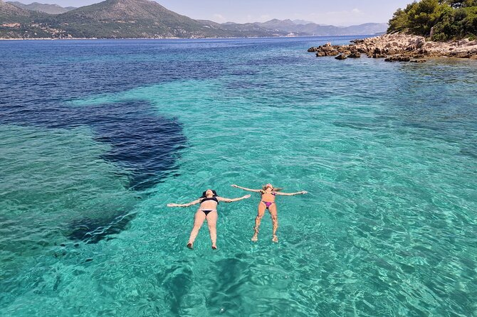Blue & Green Cave Experience: Drinks, Snorkeling & Šunj Beach - Who will get the most from this island combination