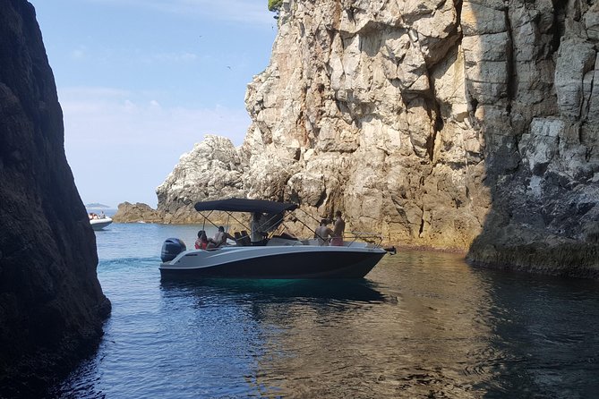 Blue & Green cave,Šunj beach - with drinks small group speedboat - Who will enjoy this cave and beach trip