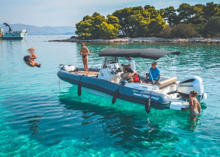 Blue Lagoon and hidden gems of island Šolta - Practical checks for a smoother day