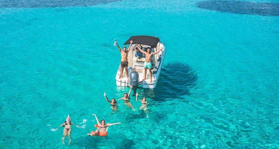 Blue Lagoon and hidden gems of island Šolta - Blue Lagoon is the main event