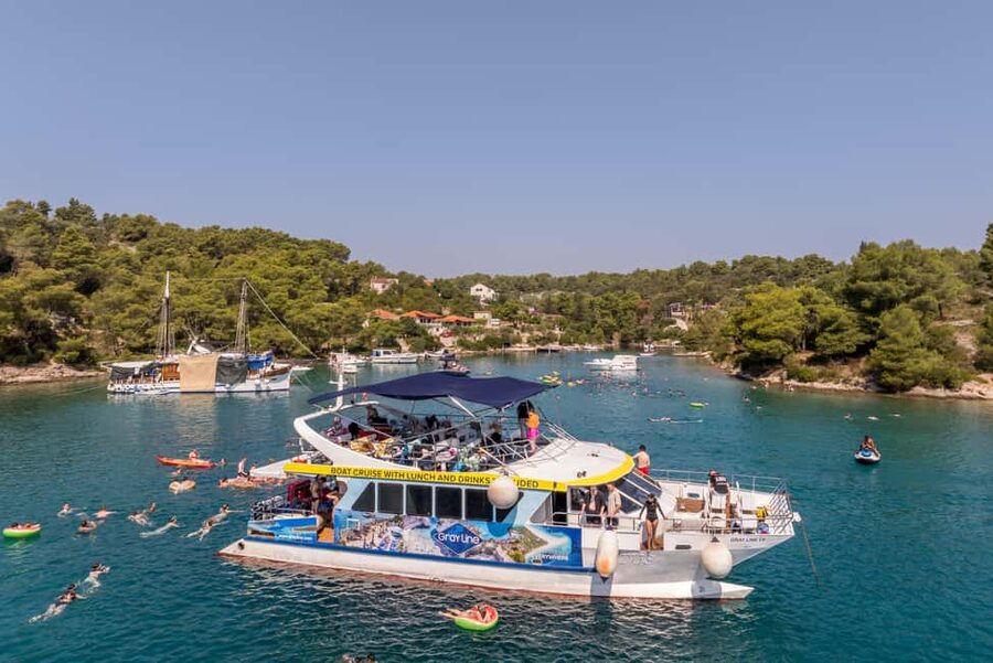 Blue Lagoon & Islands Day Cruise from Split with Lunch - Nečujam Bay and the shipwreck swim