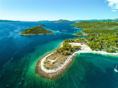 Blue Lagoon & Šolta Small-Group Boat Tour from Split