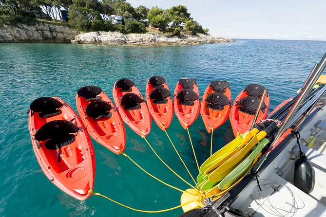 BOAT & KAYAK! Sea Adventure - Snorkeling & Cliff Jumps - The secluded beach, snorkeling, and sea life