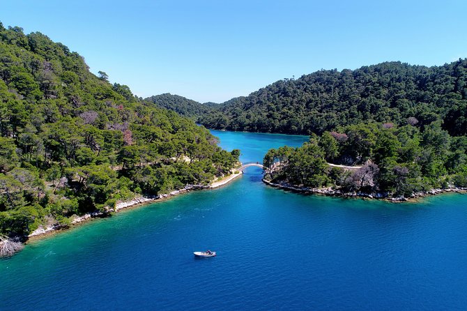 Boat Tour to Mljet National Park & 3 Islands - Saplunara and the Brief Blace Beach Stop
