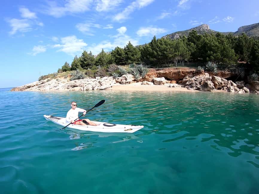 Bol: Zlatni Rat Beach Kayak Tour with Snorkeling - Key points at a glance