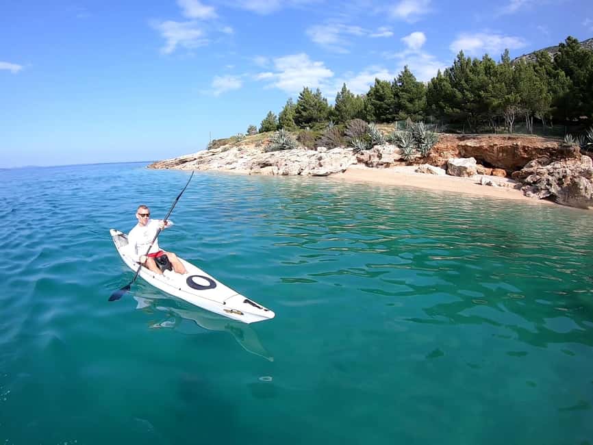 Bol: Zlatni Rat Beach Kayak Tour with Snorkeling - A gentle route for first-time kayakers