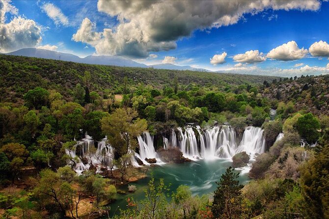 Bosnia Day Trip: Mostar and Kravice Waterfalls by Luxury Minibus - The early minibus departure from Dubrovnik