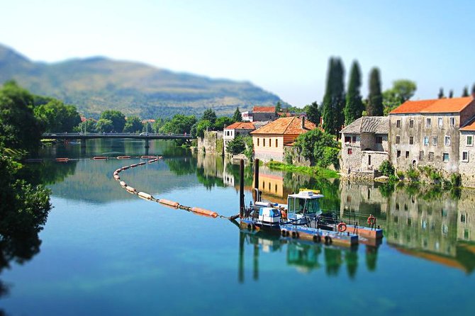 Bosnia Food and Wine Experience Tour - From Dubrovnik - Key points at a glance