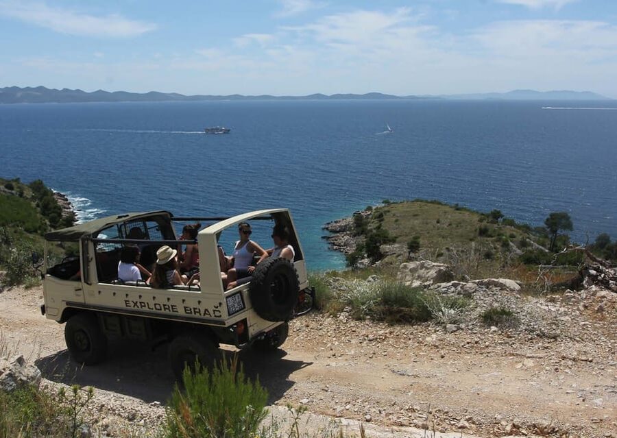 Brač: Island Exploration Tour by Four-Wheel Drive Jeep - Key points to know before you book