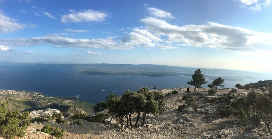 Brač: Island Exploration Tour by Four-Wheel Drive Jeep - Škrip and the island’s olive oil tradition