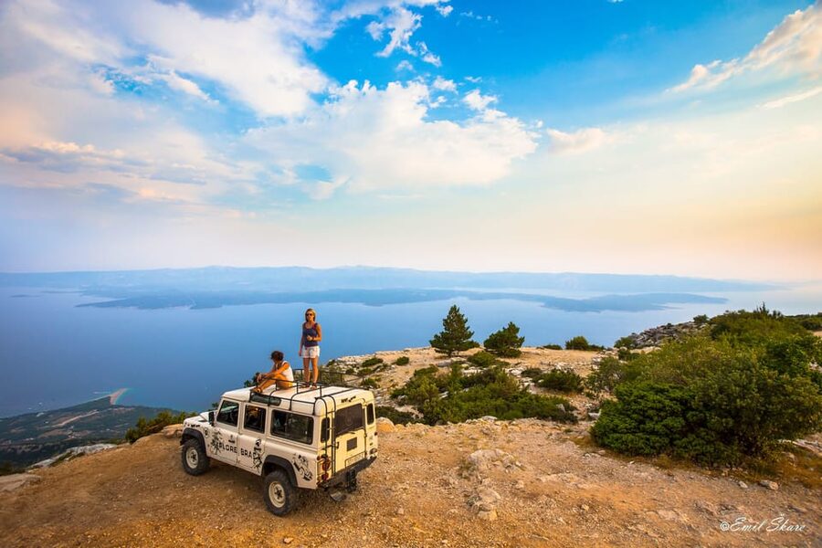 Brač: Island Exploration Tour by Four-Wheel Drive Jeep - Starting at Splitska, an old Roman harbor