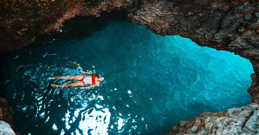 Cape Kamenjak: Kayak Tour with Cave Experience - Guide style and the human side of the trip