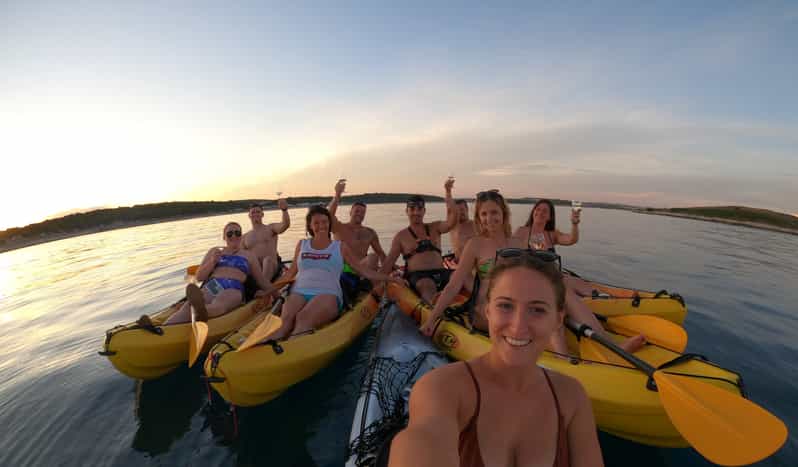 Cape Kamenjak: Sunset Kayak/SUP Wine Tour - Leaving Medulin Bay as the Light Softens