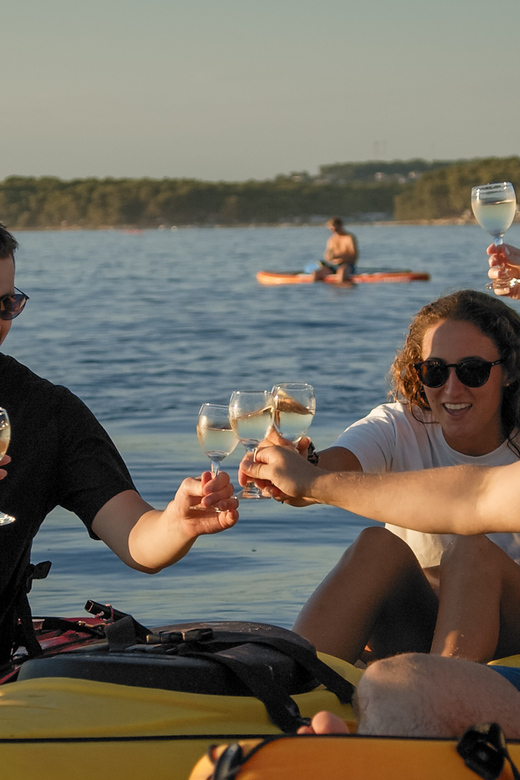 Cape Kamenjak: Sunset Kayak/SUP Wine Tour - Trumbuja Island and the Paddle Toward Ceja