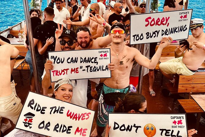 Captain’s Boat Party Split–Blue Lagoon Swim Stop + Free Shots &DJ - Practical details that affect your day