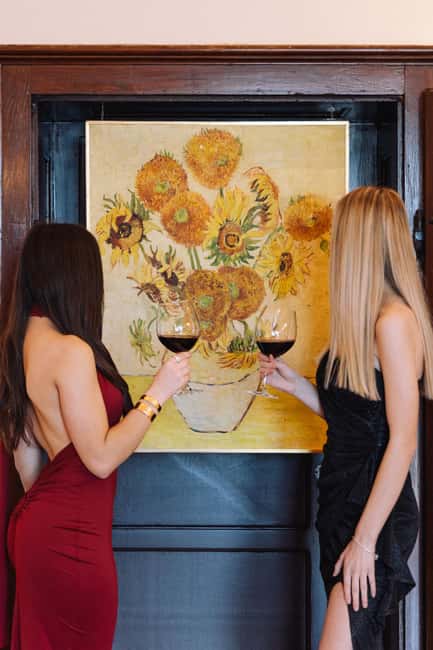 Cavtat: Banac Gallery Entrance & Sparkling Wine - The short film and the first rooms