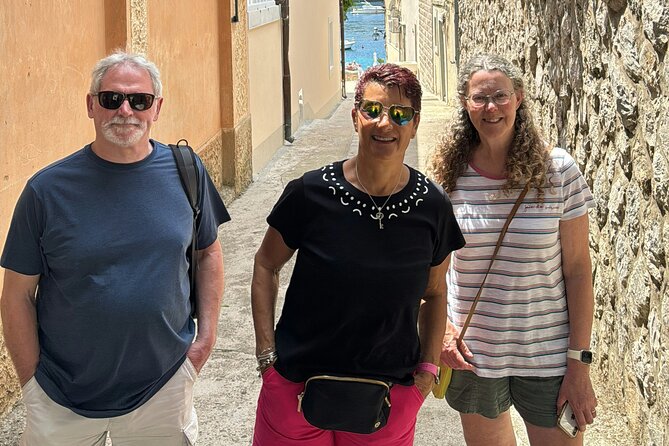 Cavtat Old Town: Exploration Game and Tour - Starting at the bus terminal
