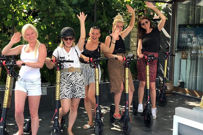 City Local: Weekly rental (7 days) - What the City Coco scooter is like to ride