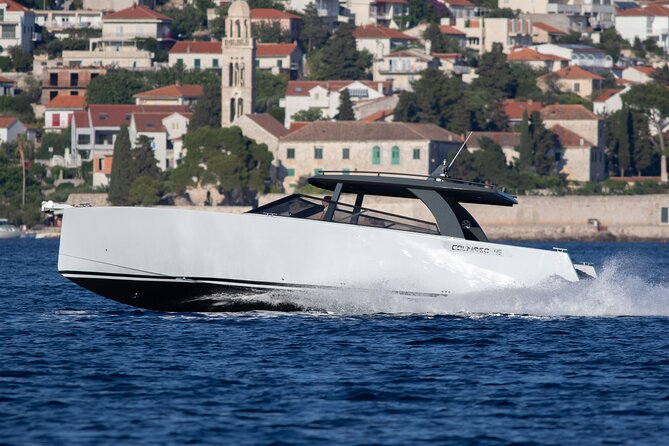 Colnago 45 - Luxury Private Speedboat Tours - Stiniva Cove and its compact drama