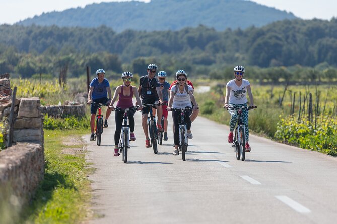 Cycle Hvar Tour - Vrboska brings bridges and a sheltered Adriatic inlet
