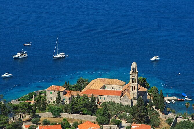 Dalmatian route - Panoramic flight over Brač, Hvar, Šolta & Split from Brač - Hvar Town and the observatory above it