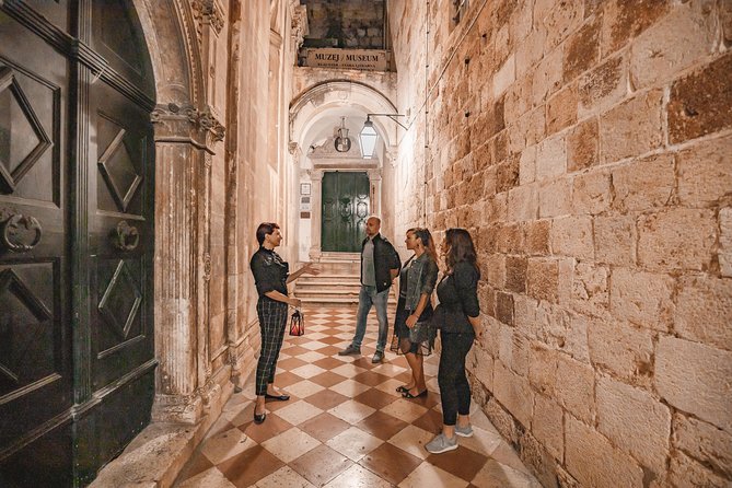 Dark Tales of the Old Town - Ending near Rector’s Palace