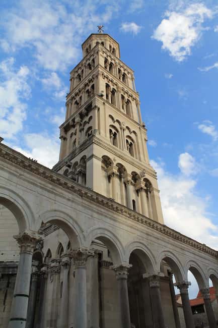 Diocletian's Palace and Old Town SMALL GROUP Walking Tour - Why a walking tour makes sense in Diocletian’s Palace