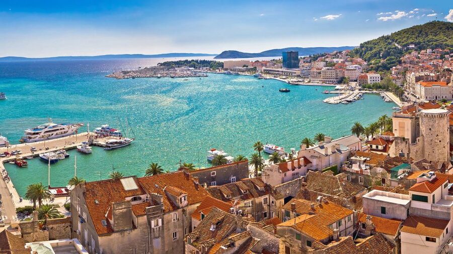 Discover The Old Town Split 1.5h walking Small group tour - St Doimus Cathedral and the former mausoleum