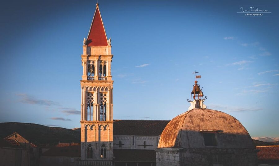 Discover Trogir: Guided Walking Tour of a Medieval Gem - What the guide adds to a short tour