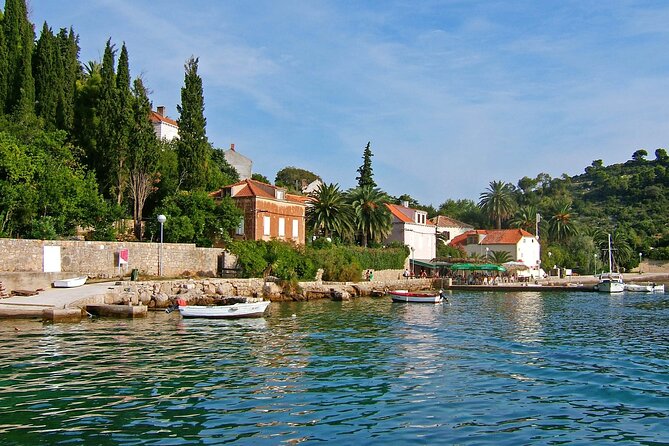 Dubrovnik: 3 Islands Boat Tour with Lunch & drinks(FR, ES, EN) - Lopud, the stop worth stretching out