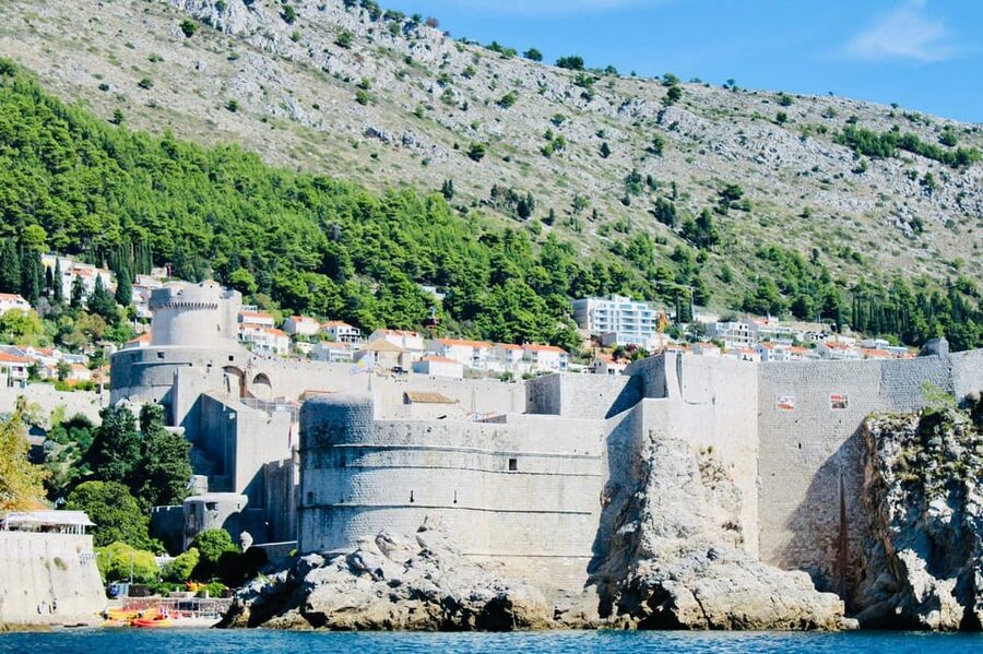 Dubrovnik: 6 hours Blue cave & Elaphiti with optional lunch - Swimming into the Blue Cave