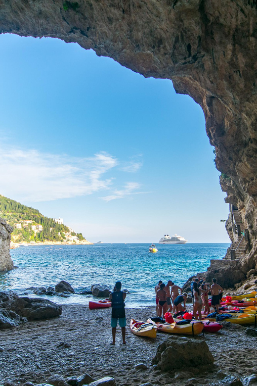 Dubrovnik: Afternoon Kayaking and Snorkeling Tour - What the $41 price includes