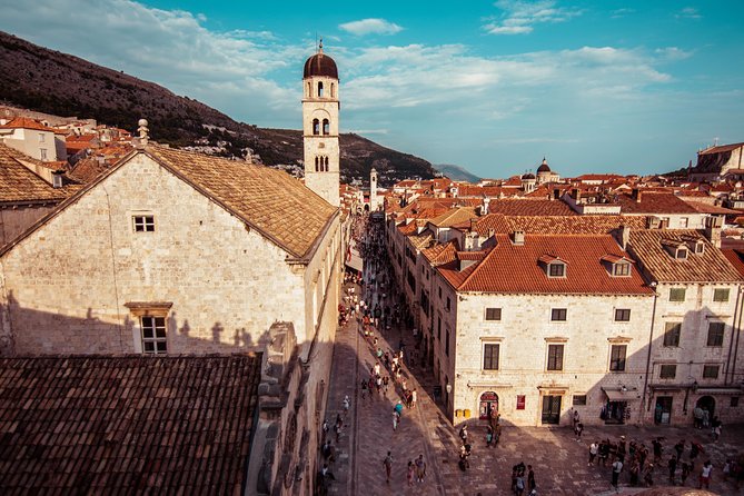 Dubrovnik: Ancient City Walls & Wars Walking Tour - Fort Revelin, Minceta Tower, and Fort Lovrijenac